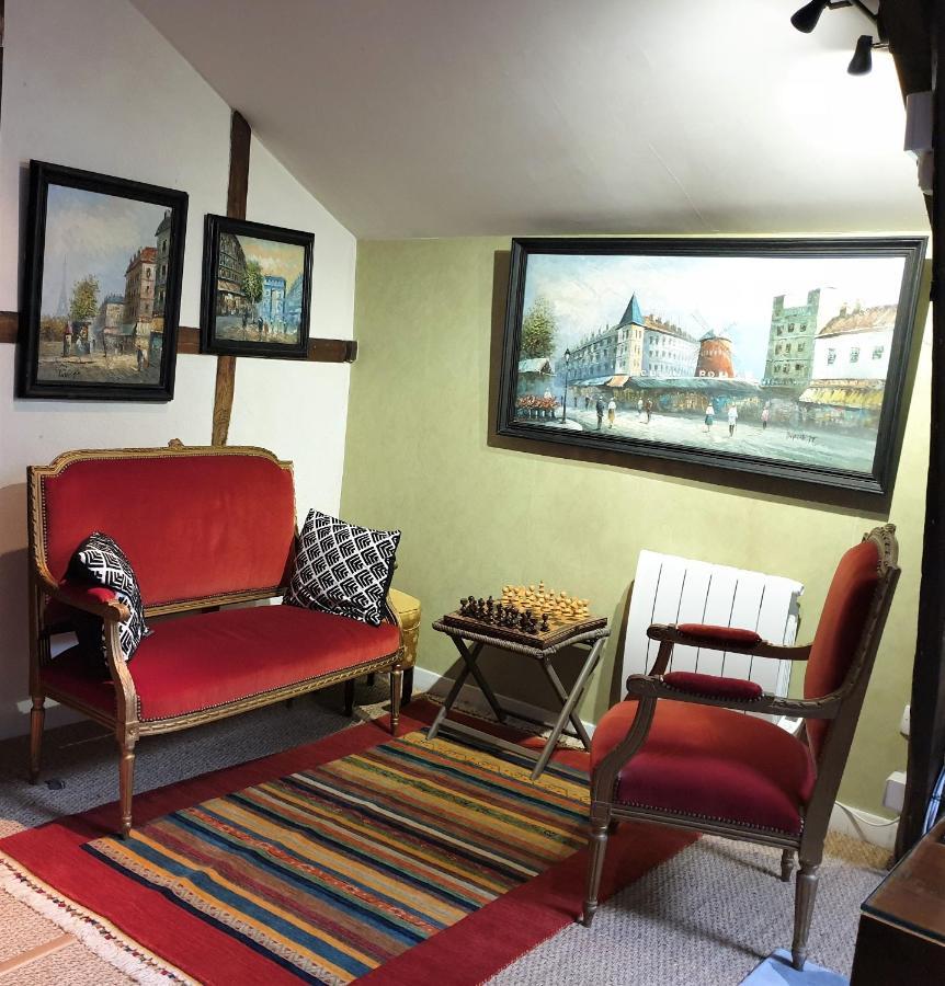 Royal Hubert Apartment Provins Exterior photo