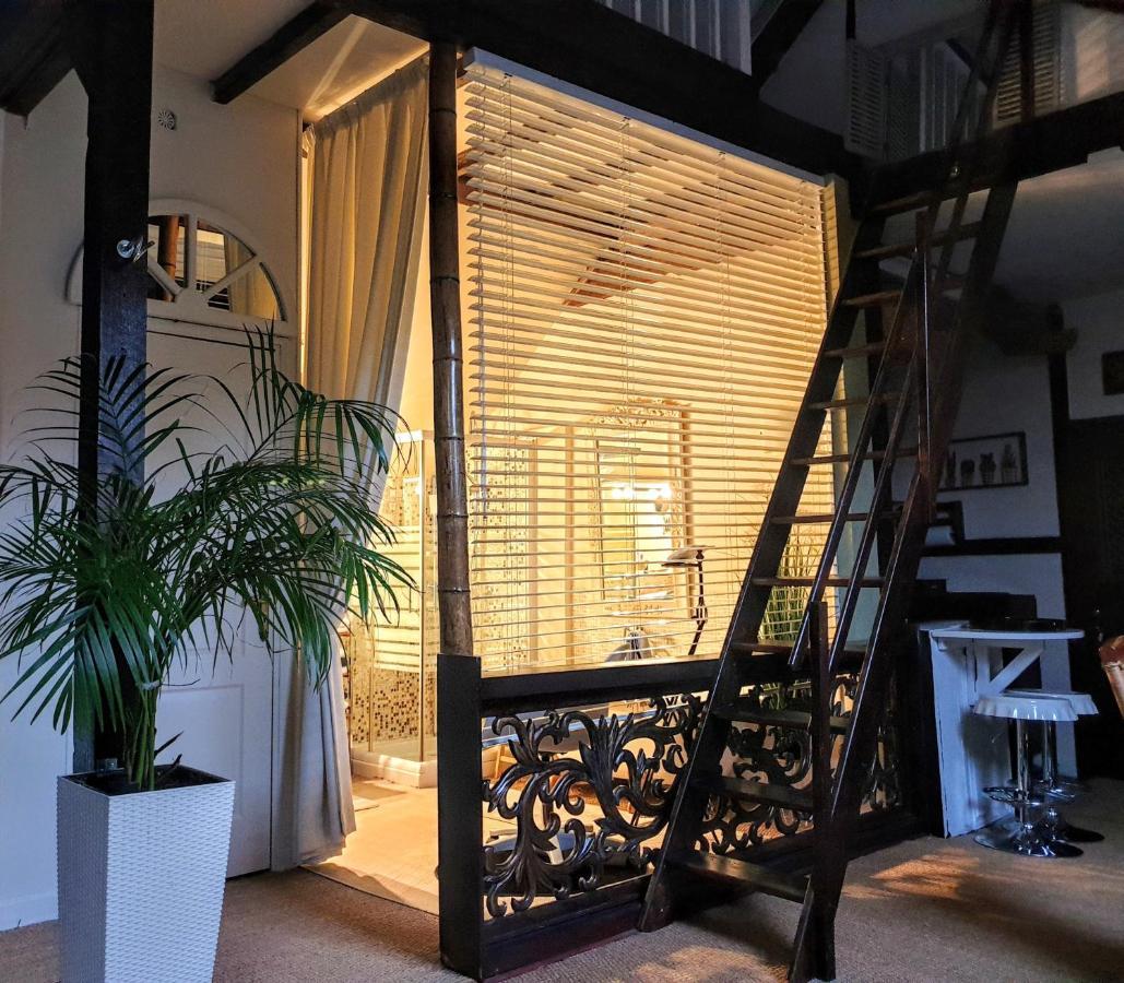 Royal Hubert Apartment Provins Exterior photo